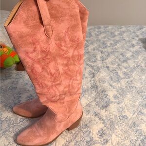 Women’s Pink Suede Heeled Cowboy Boots